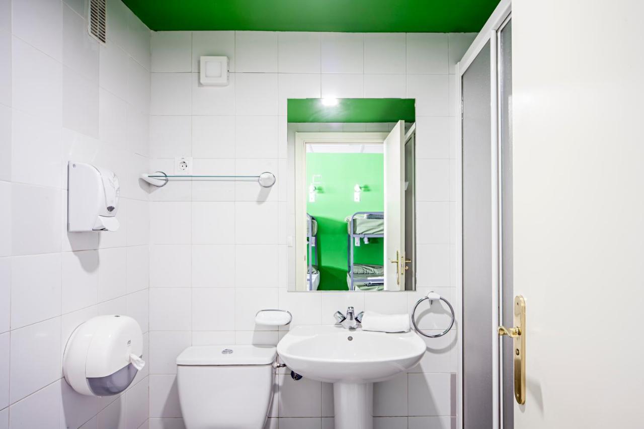 Motion Chueca Hostel Madrid Buitenkant foto